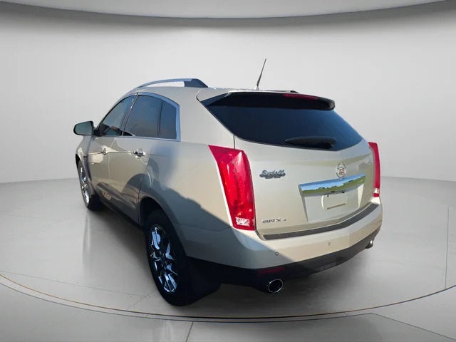 Used 2013 SILVER COAST METALLIC Cadillac Performance Collection image 5