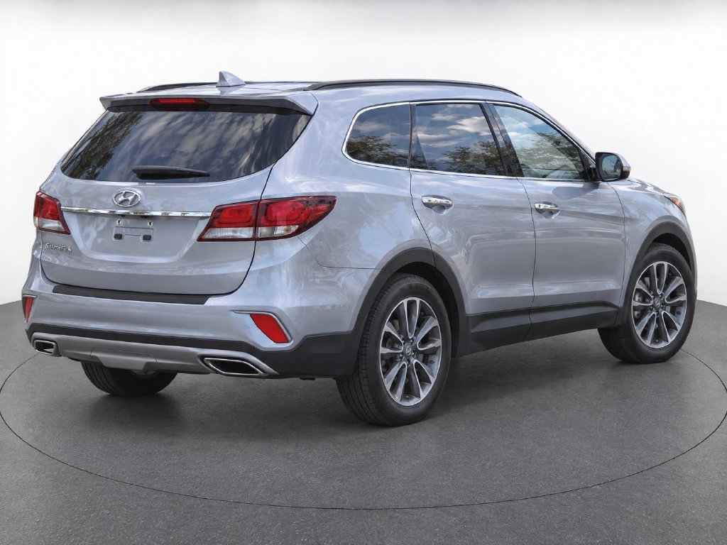 Used 2018 Gray Hyundai SE image 33