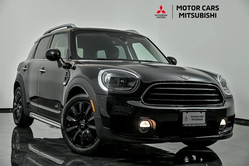 Used 2019 Midnight Black Metallic MINI Cooper ALL4 image 1