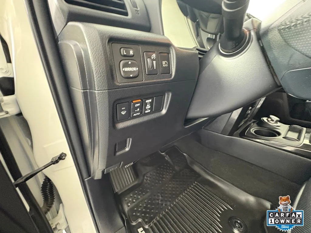 Used 2021 White Toyota Nightshade image 16