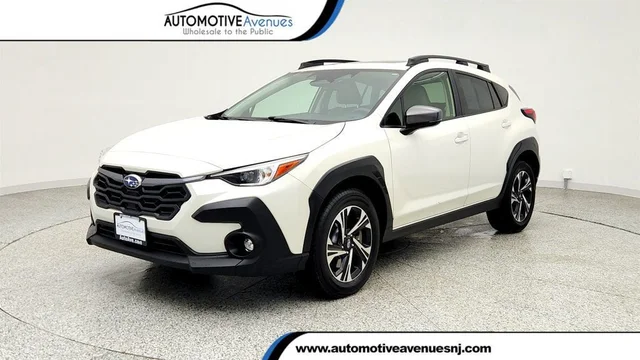 2024 Subaru Crosstrek Premium AWD w/ Moonroof, Power Seat & Blind Spot Detection
