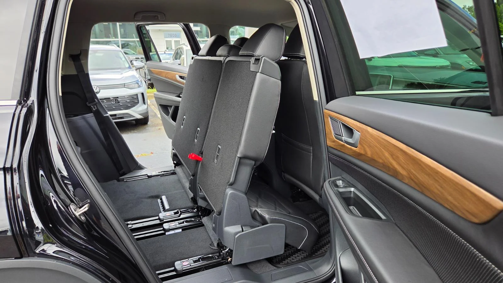 New 2026 Deep Black Pearl Volkswagen 2.0T SE image 51