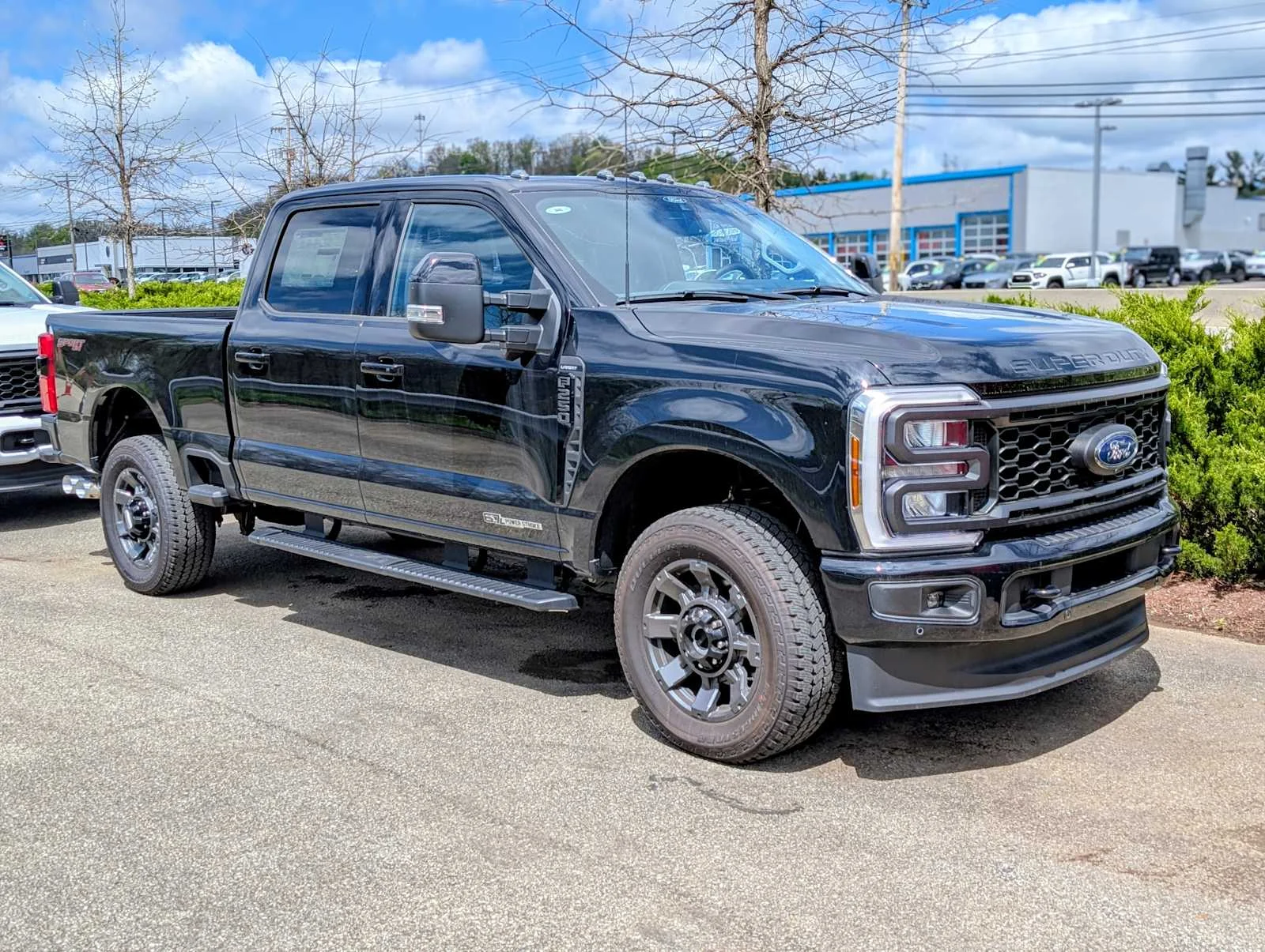 2024 Ford F-250 Lariat 4x4 Crew Cab 6-3/4' Box's photo