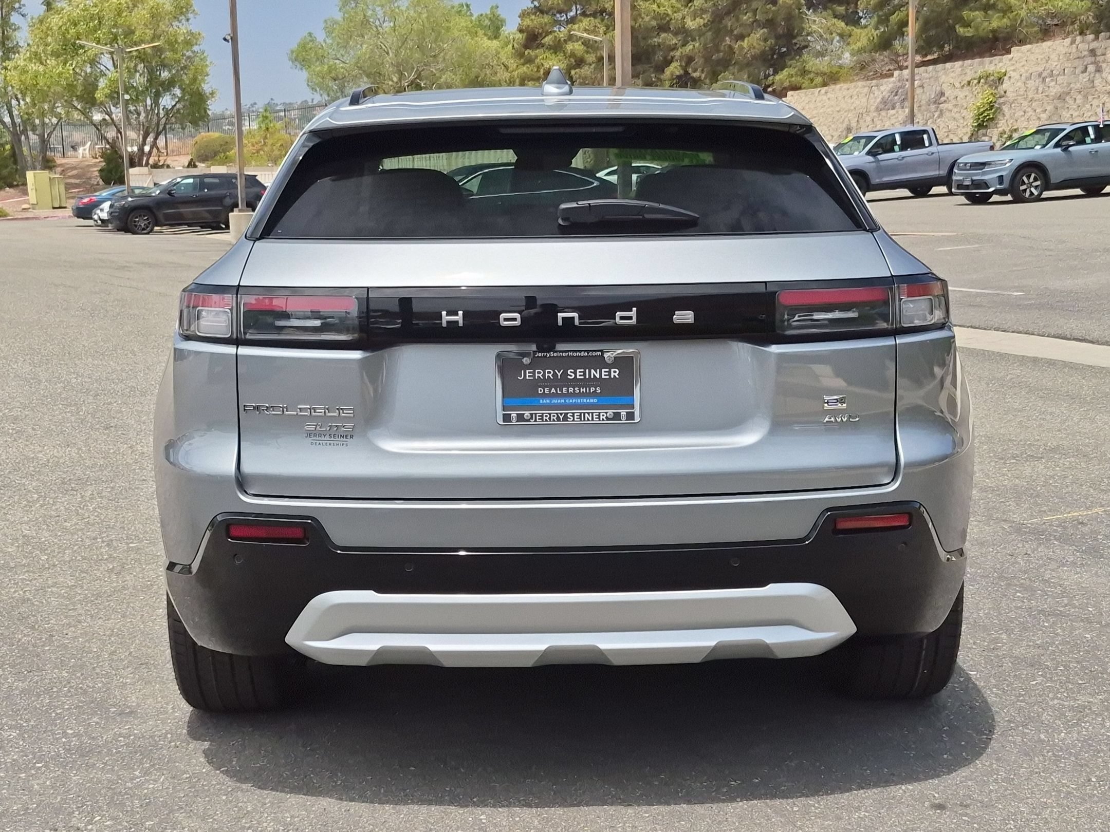 New 2026 Mercury Silver Metallic Honda Elite image 10
