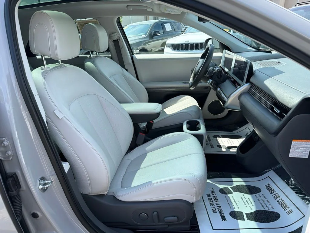 Used 2024 Gray Hyundai Limited image 19