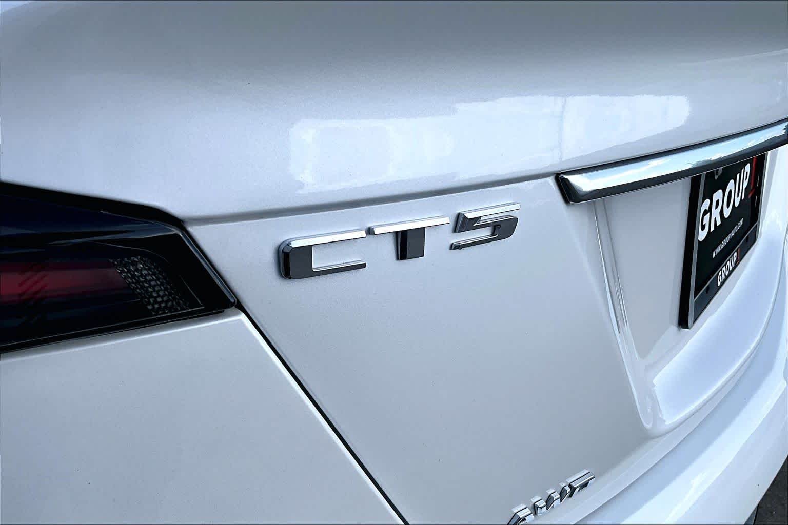 Used 2023 Crystal White Tricoat Cadillac Sport image 30