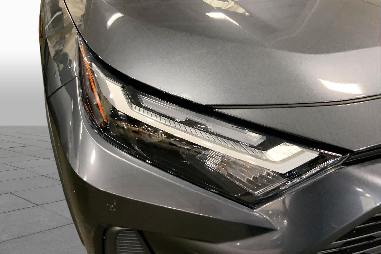 Used 2024 Magnetic Gray Metallic Toyota XLE image 28
