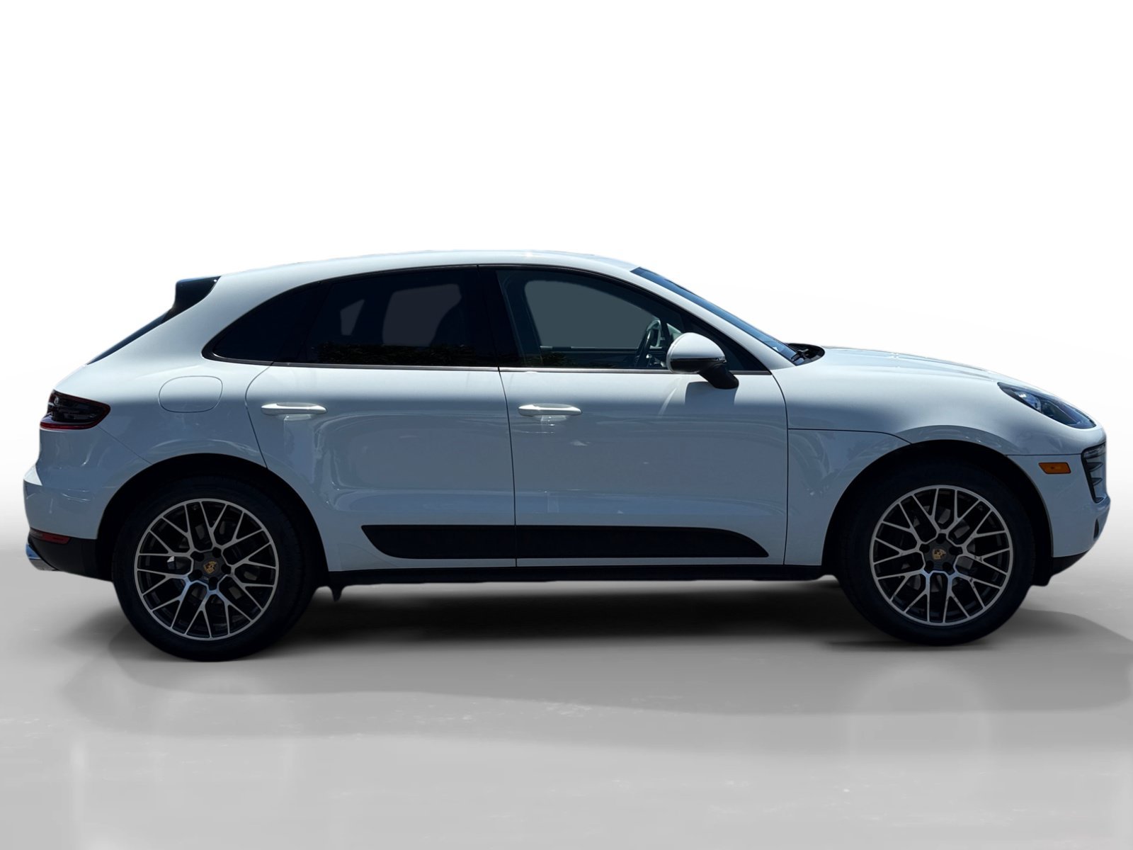 Used 2018 White Porsche Base image 6