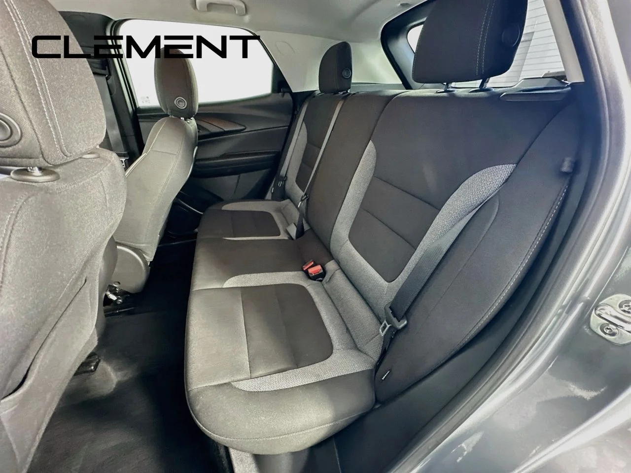 Used 2025 Sterling Gray Metallic Chevrolet LT image 30
