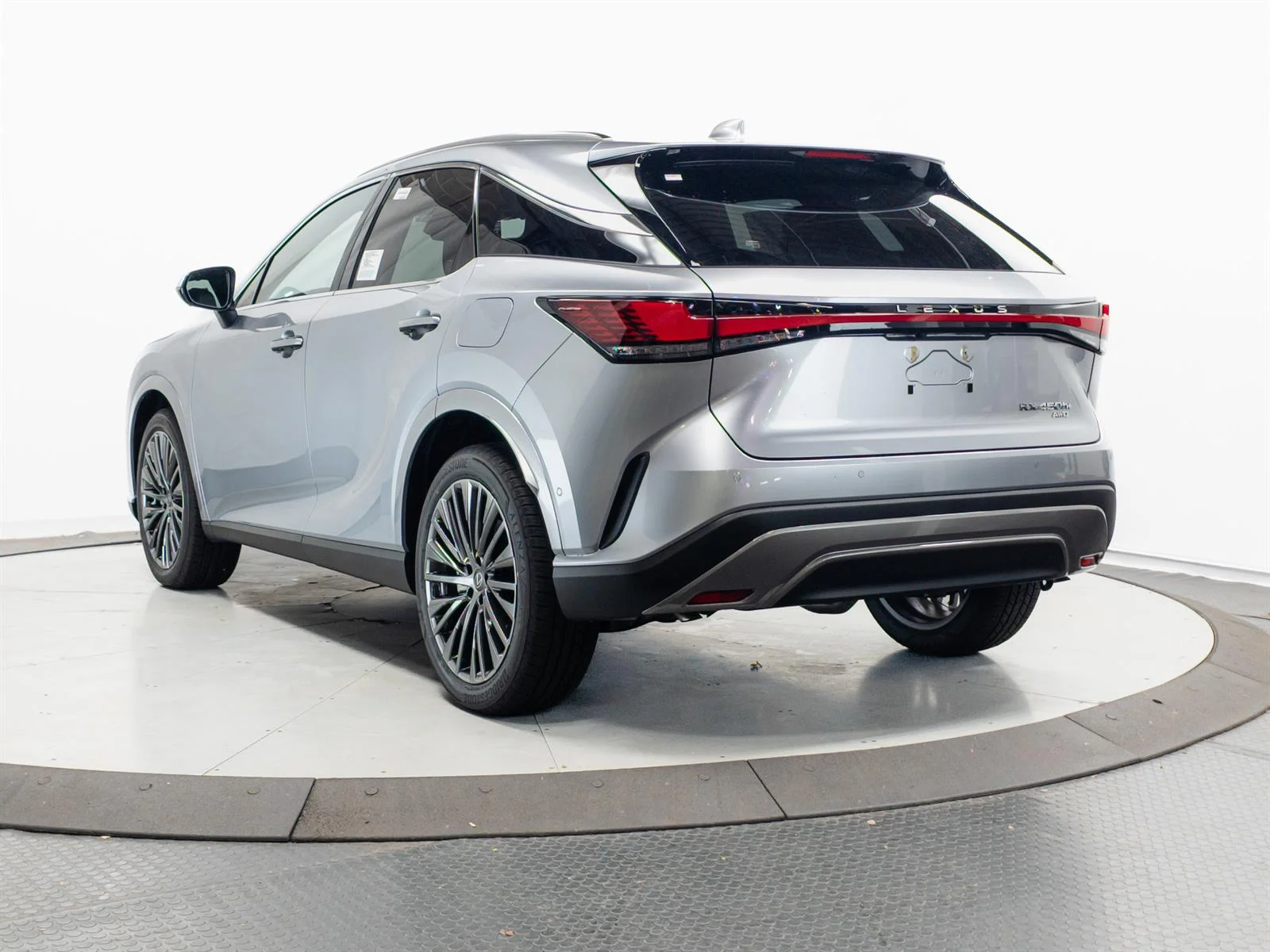 New 2026 Iridium (1l2) Lexus Luxury image 9