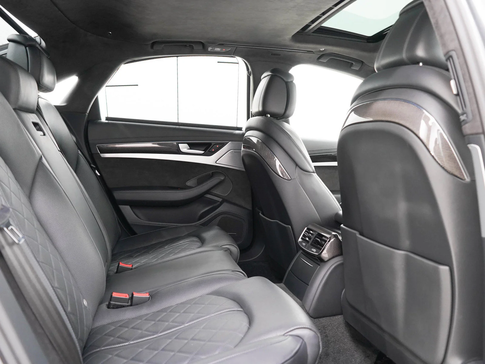 Used 2015 Daytona Gray Pearl Audi 4.0T image 13
