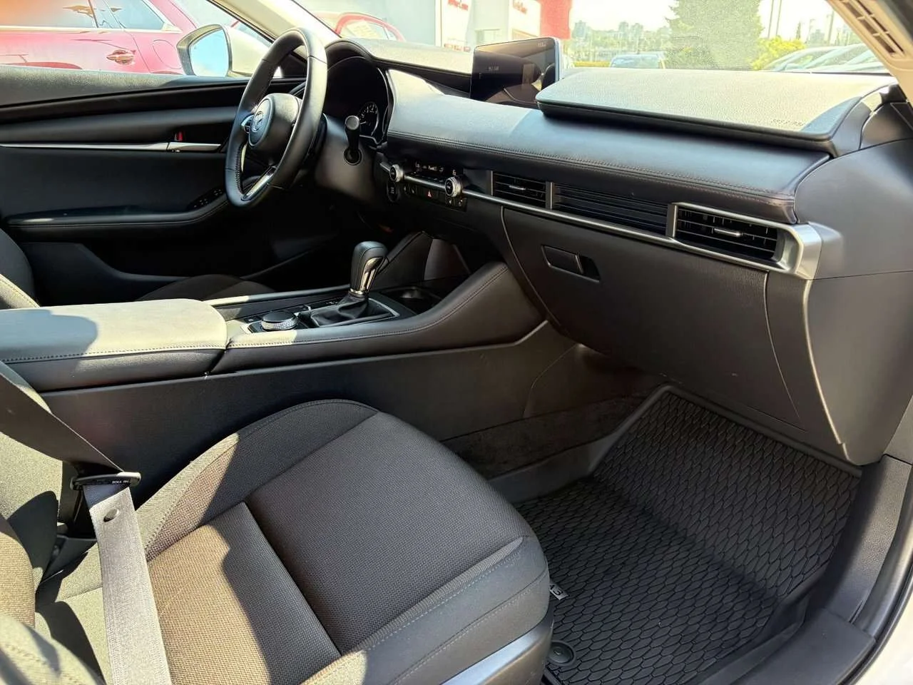 Used 2025  Mazda GS image 12