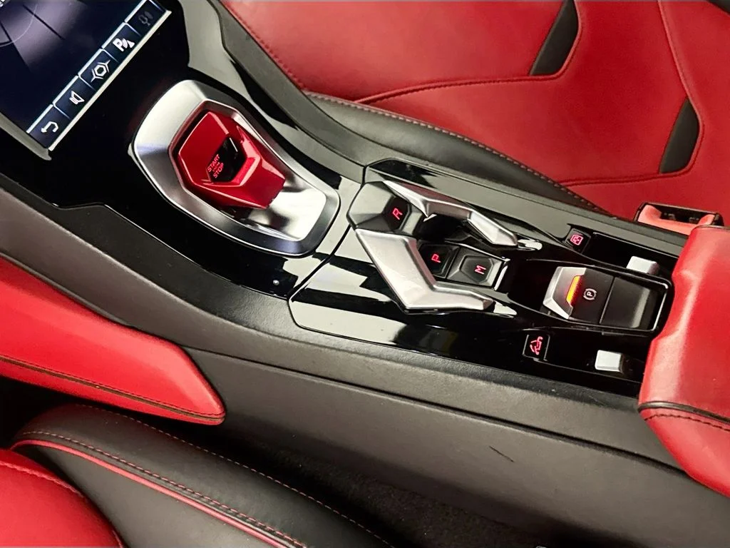 Used 2021 Black Lamborghini  image 17