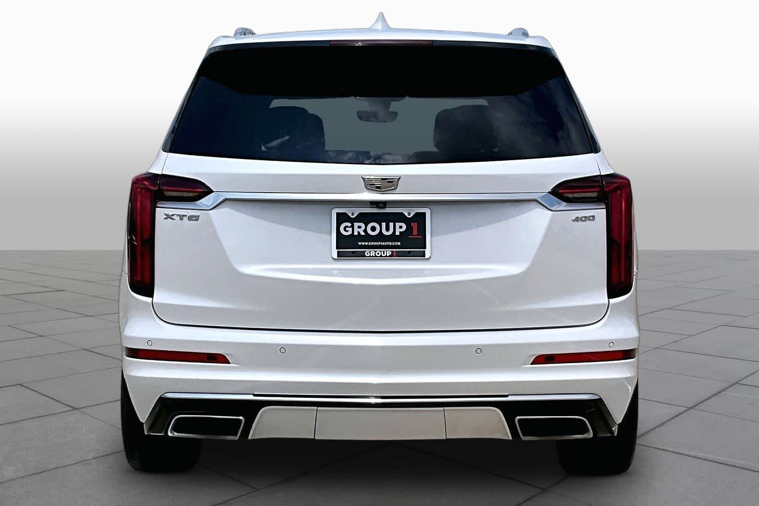 Used 2020 Crystal White Tricoat Cadillac FWD Premium Luxury image 5