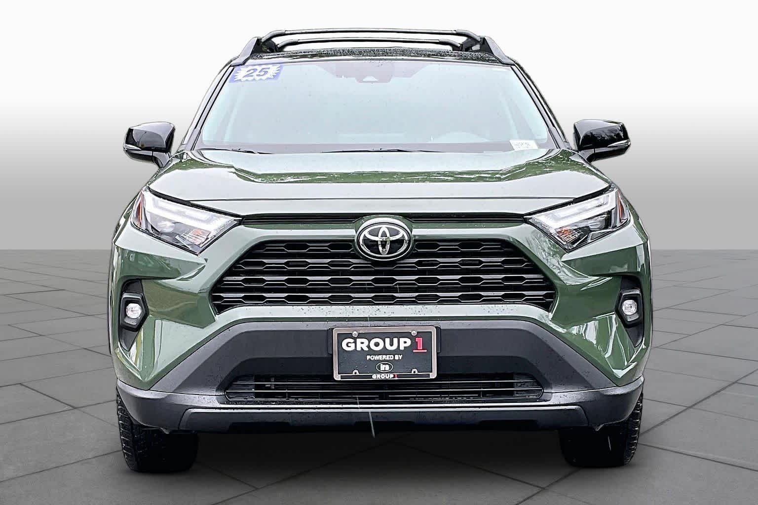 Used 2025 Army Green/Midnight Black Metallic Toyota Hybrid Woodland image 4
