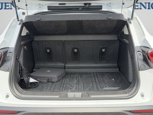2025 Chevrolet Trax Activ - Photo 12