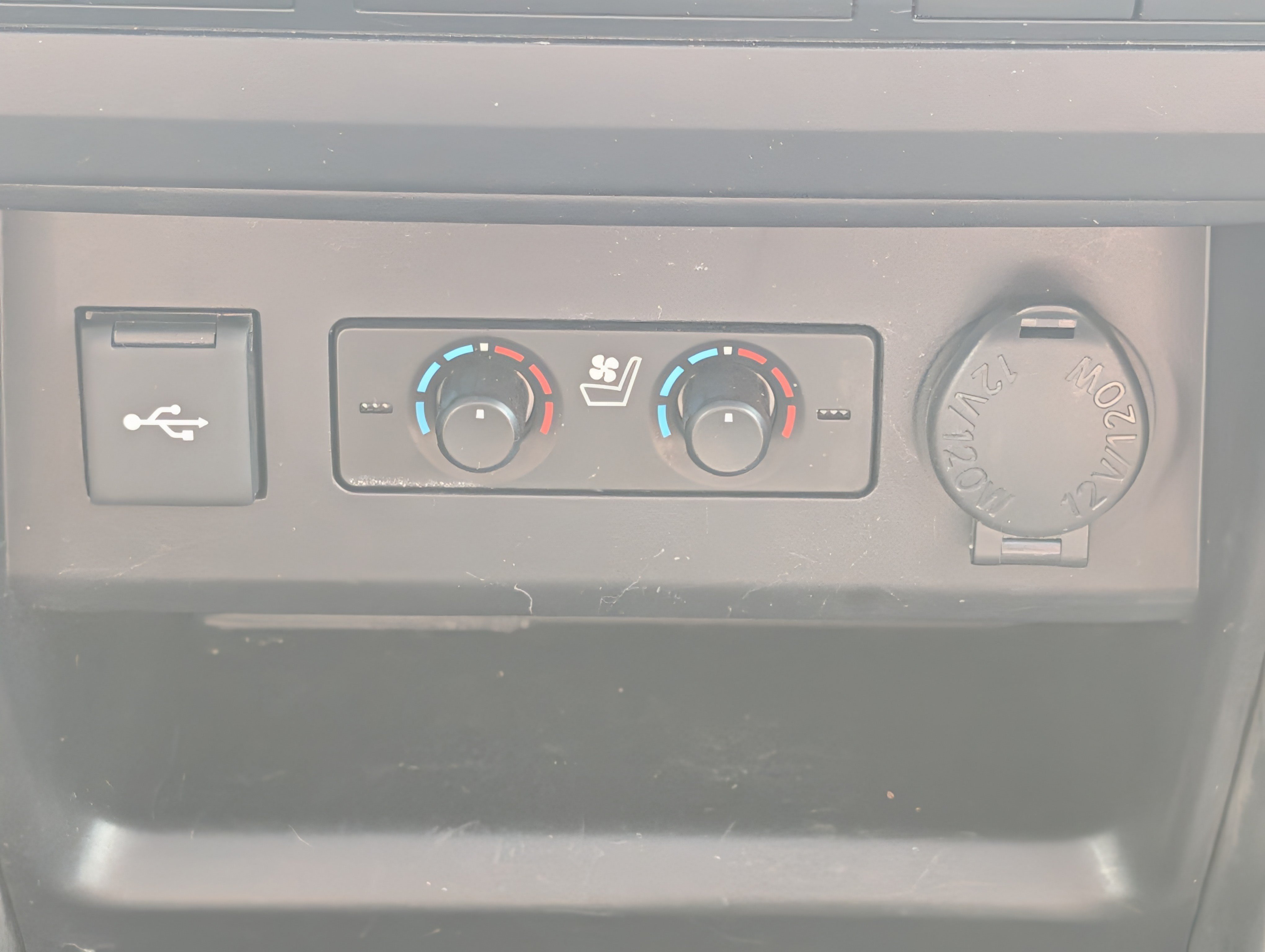 2023 Toyota 4Runner Limited - Photo 28