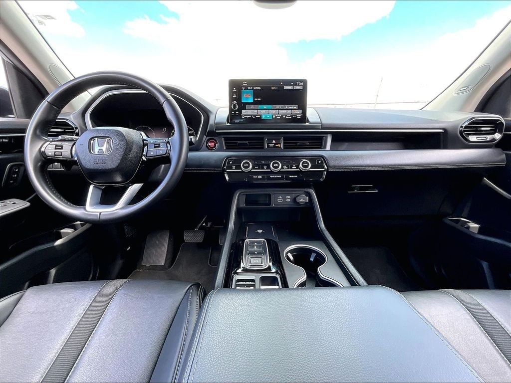 Used 2024 Blue Honda Touring image 22