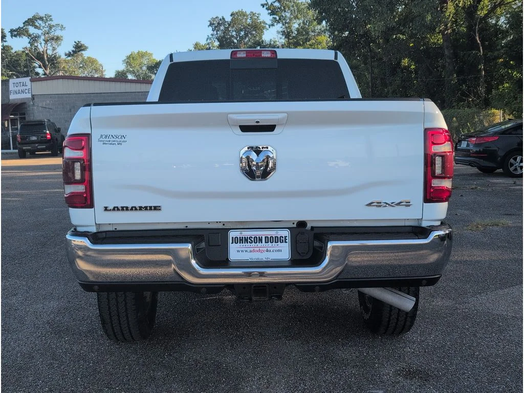 Used 2024 WHITE Ram Laramie Crew Cab 6