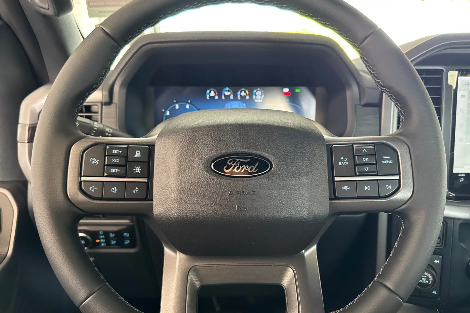 New 2026 Iconic Silver Metallic Ford XLT image 32
