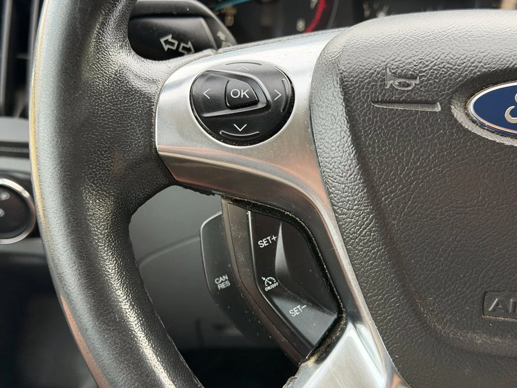Used 2015 Red Ford Base image 30