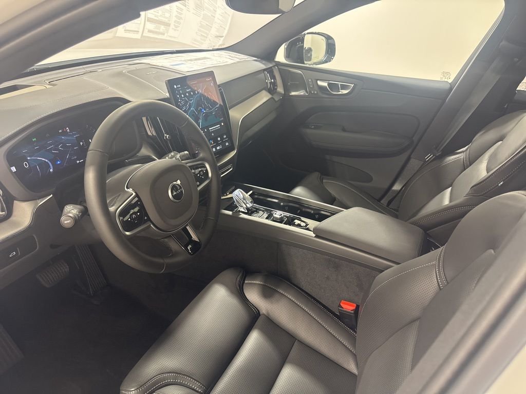 2026 Volvo XC60 Ultra - Photo 18