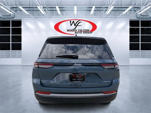 New 2027 Steel Blue Paint Jeep Limited image 4