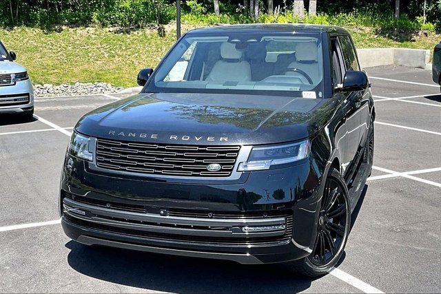 2024 Land Rover Range Rover SE