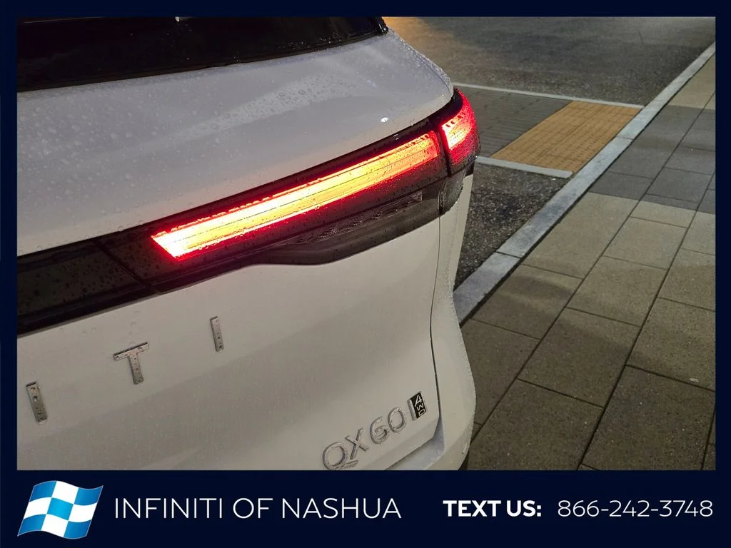 New 2027 RADIANT WHITE INFINITI Luxe AWD image 13