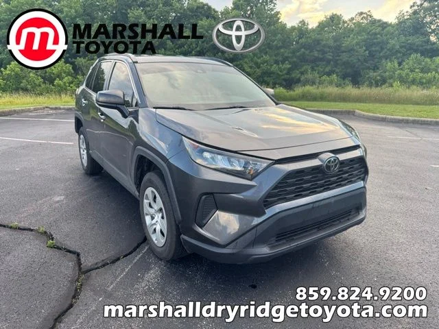 2019 Toyota RAV4 LE AWD's photo