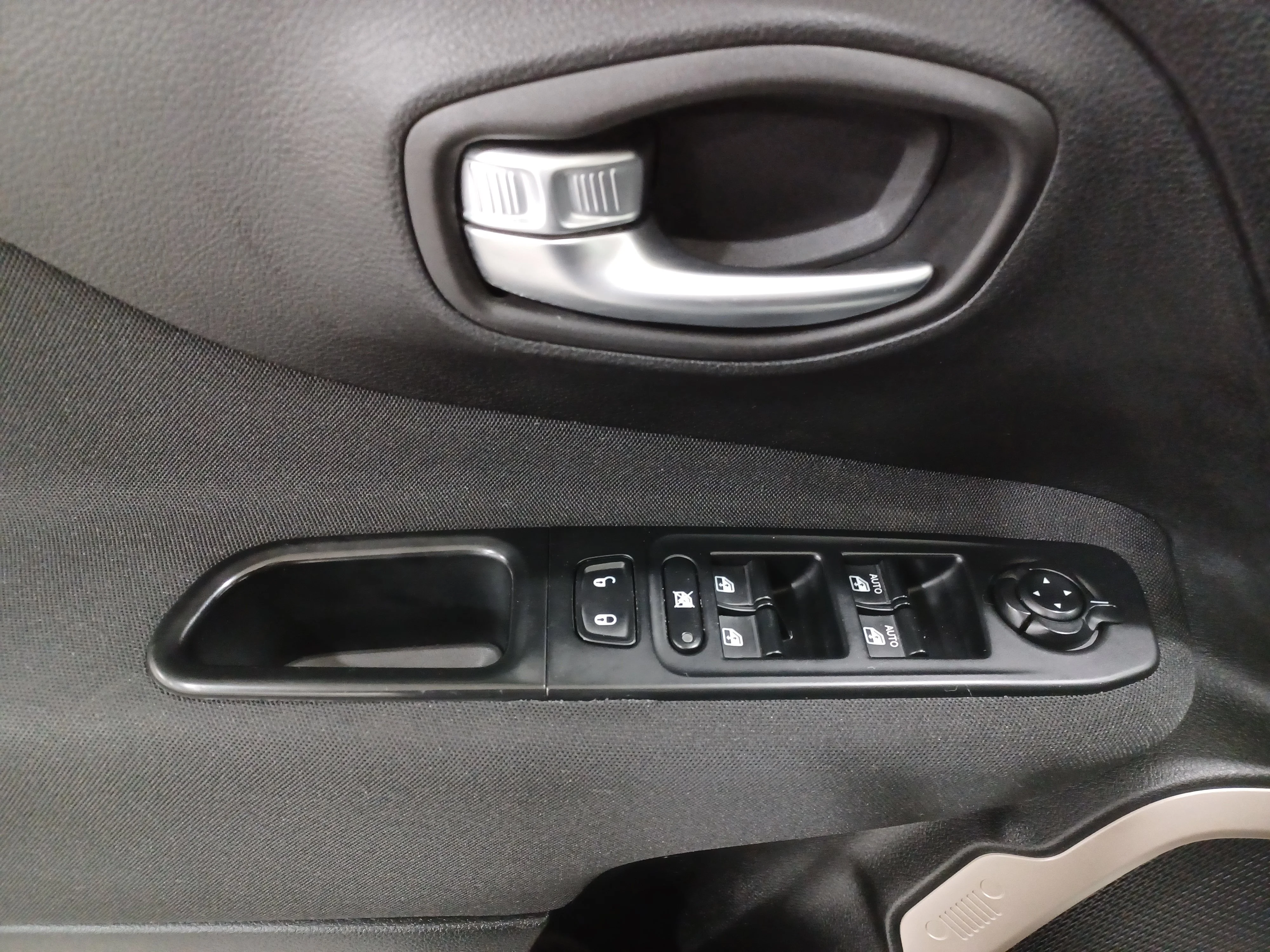 Certified Used 2016 White Jeep Sport image 9