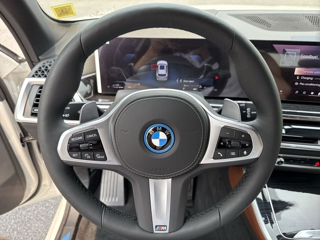 New 2026 White Metallic BMW xDrive50e image 14