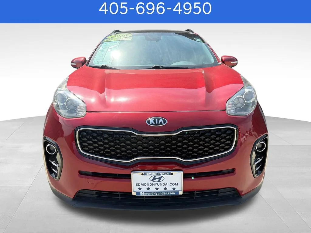 Pre-Owned 2019 Kia Sportage EX
