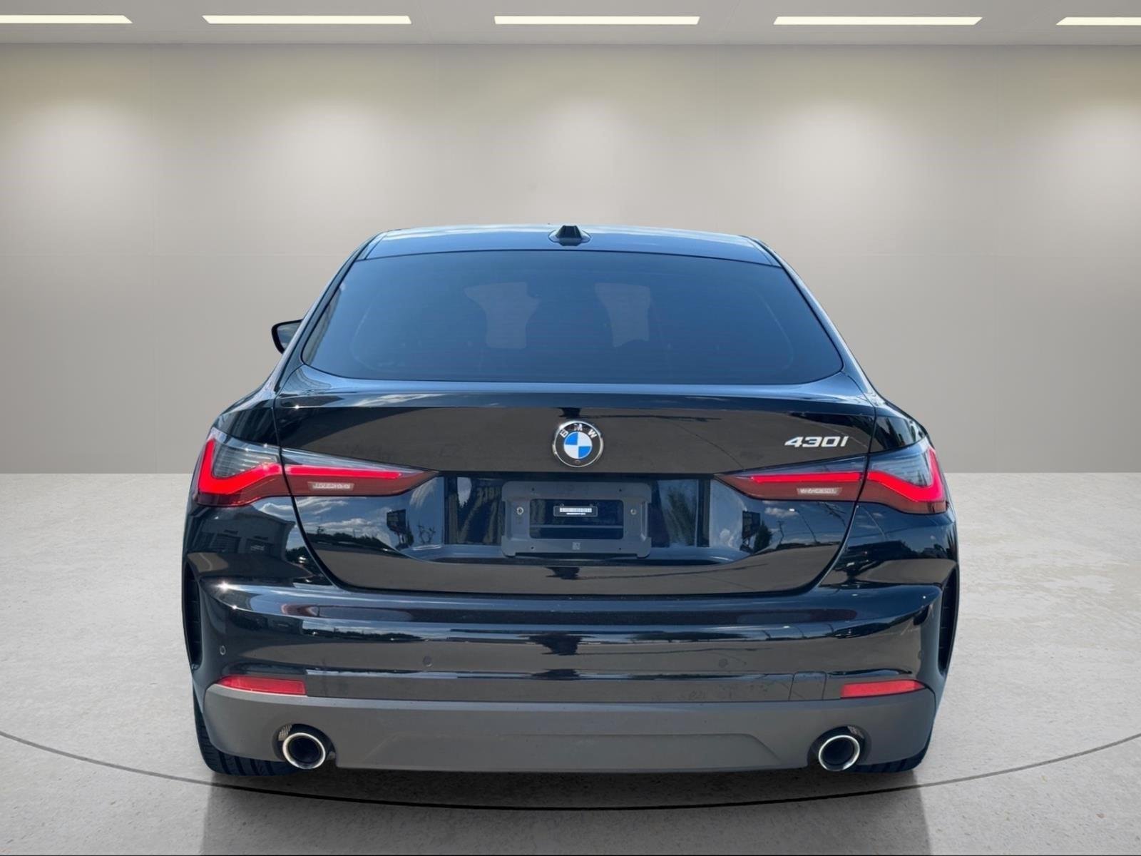 Used 2023 Jet Black BMW 430i image 4