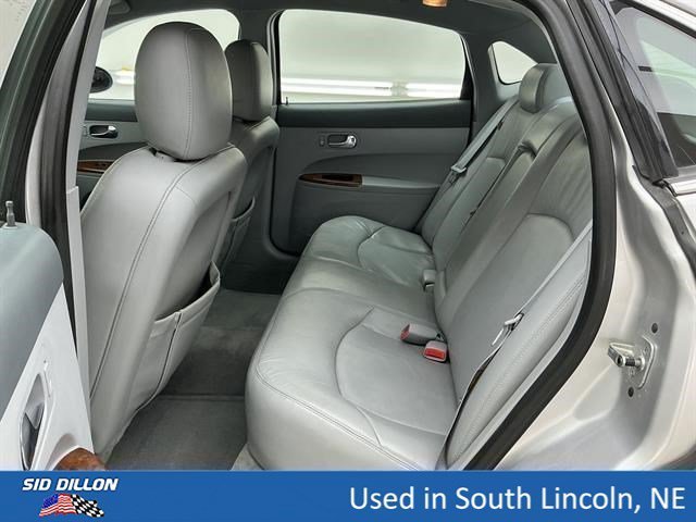Used 2005 Sterling Silver Metallic Buick CXL image 16