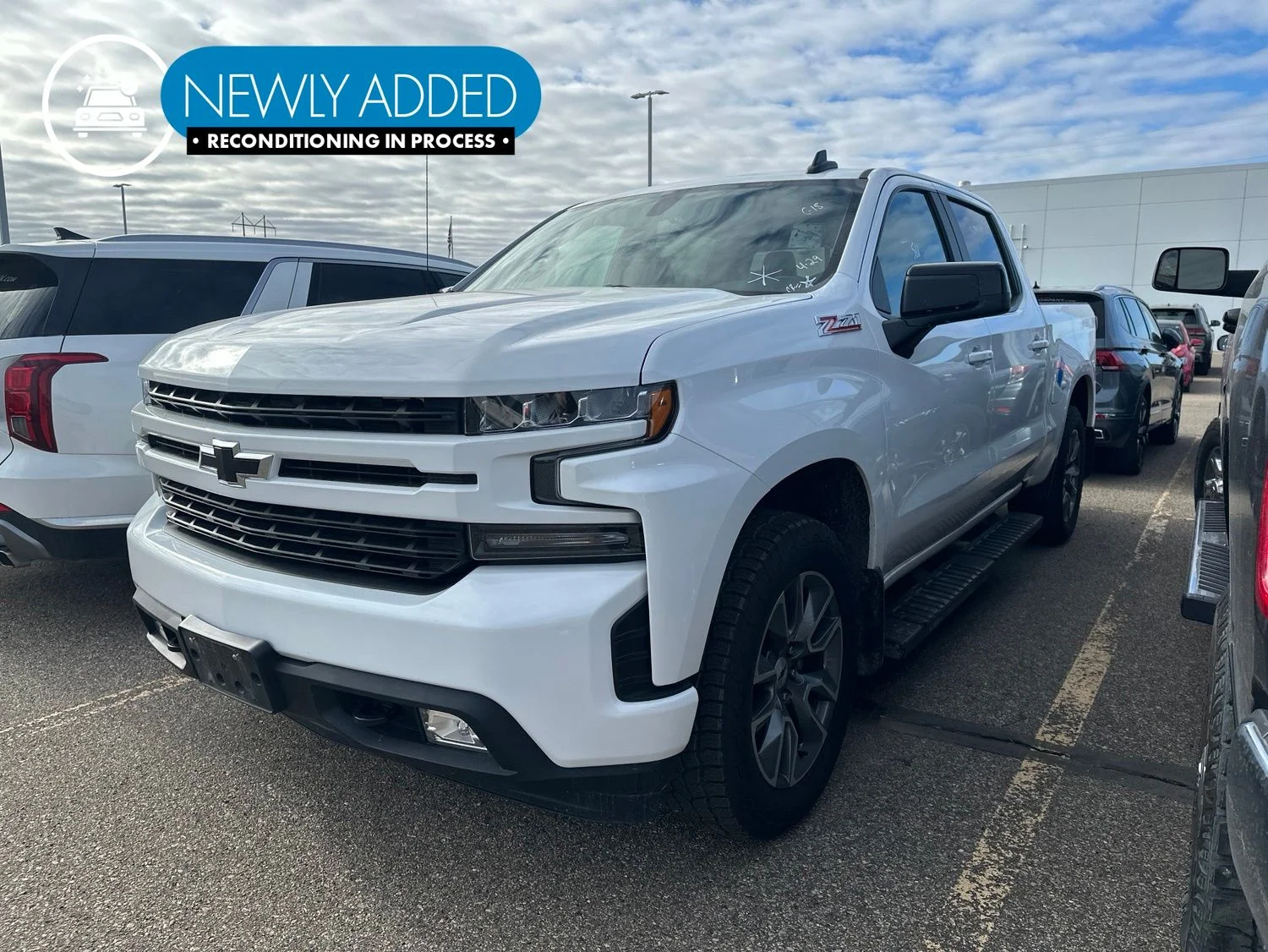 2020 Chevrolet Silverado 1500 RST 4WD Crew Cab Short Box's photo