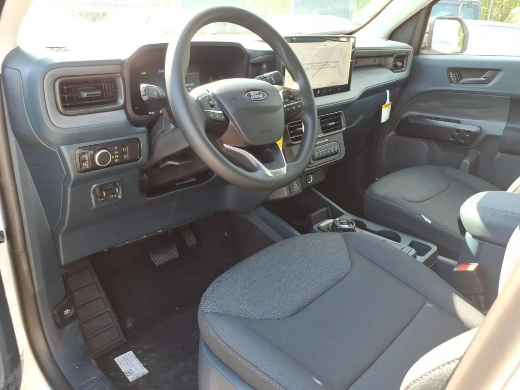 New 2026 Oxford White Ford XL image 11