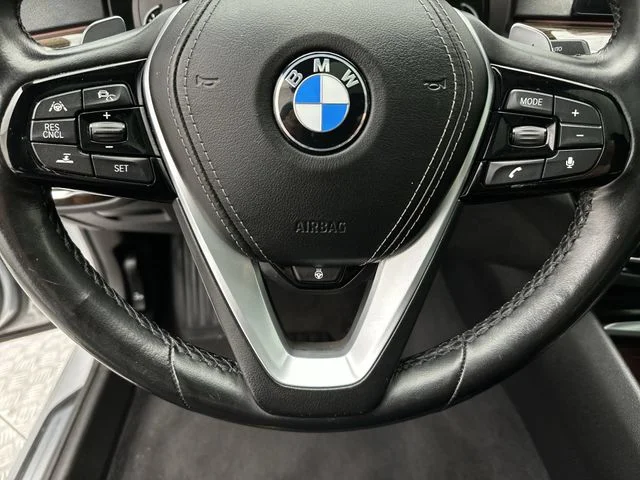 Used 2019 Silver BMW 530i xDrive image 14