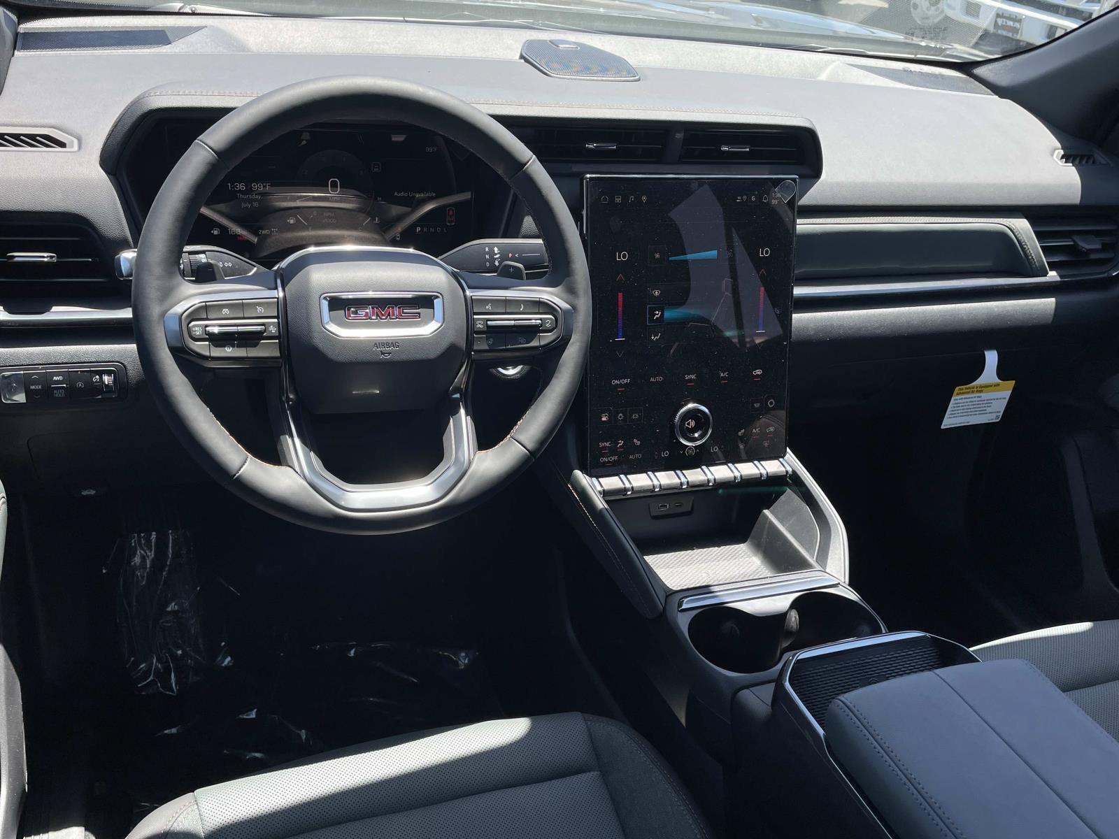 2026 GMC Terrain AT4 - Photo 9