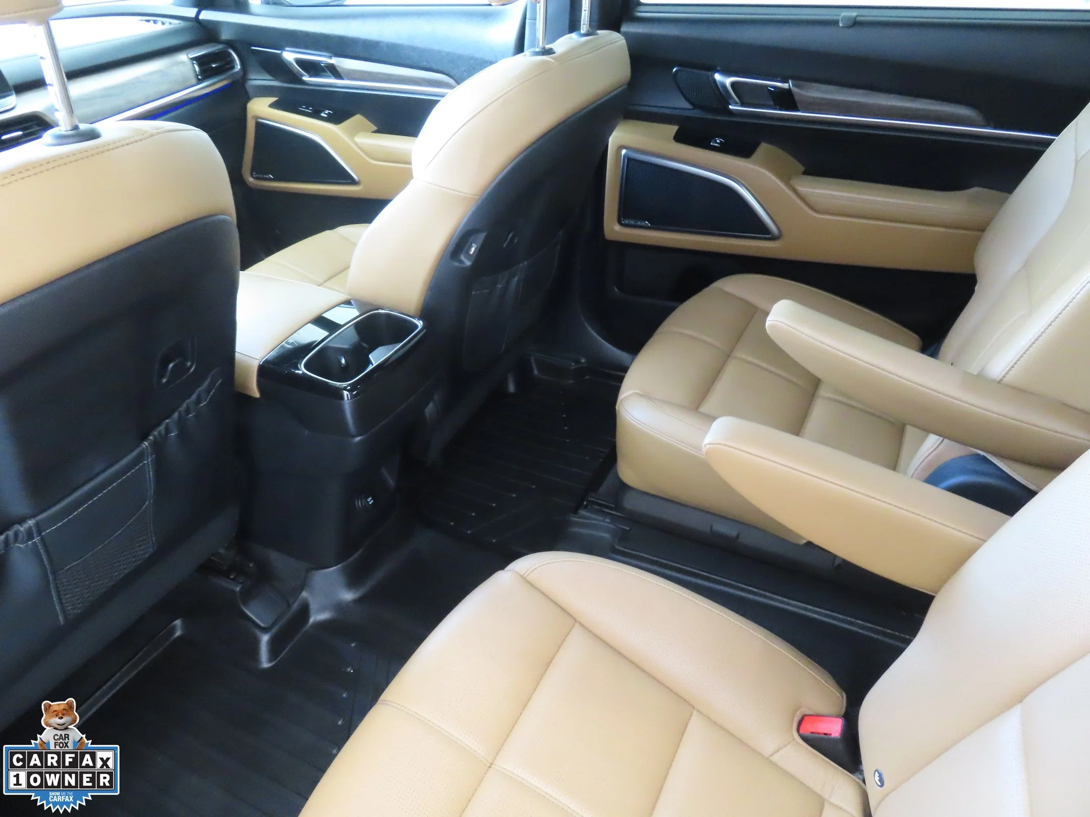 Used 2021 Black Kia SX image 23