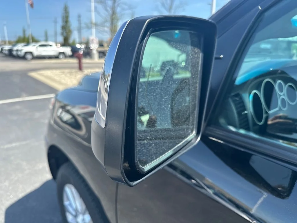 Used 2017 Black Toyota Platinum image 10