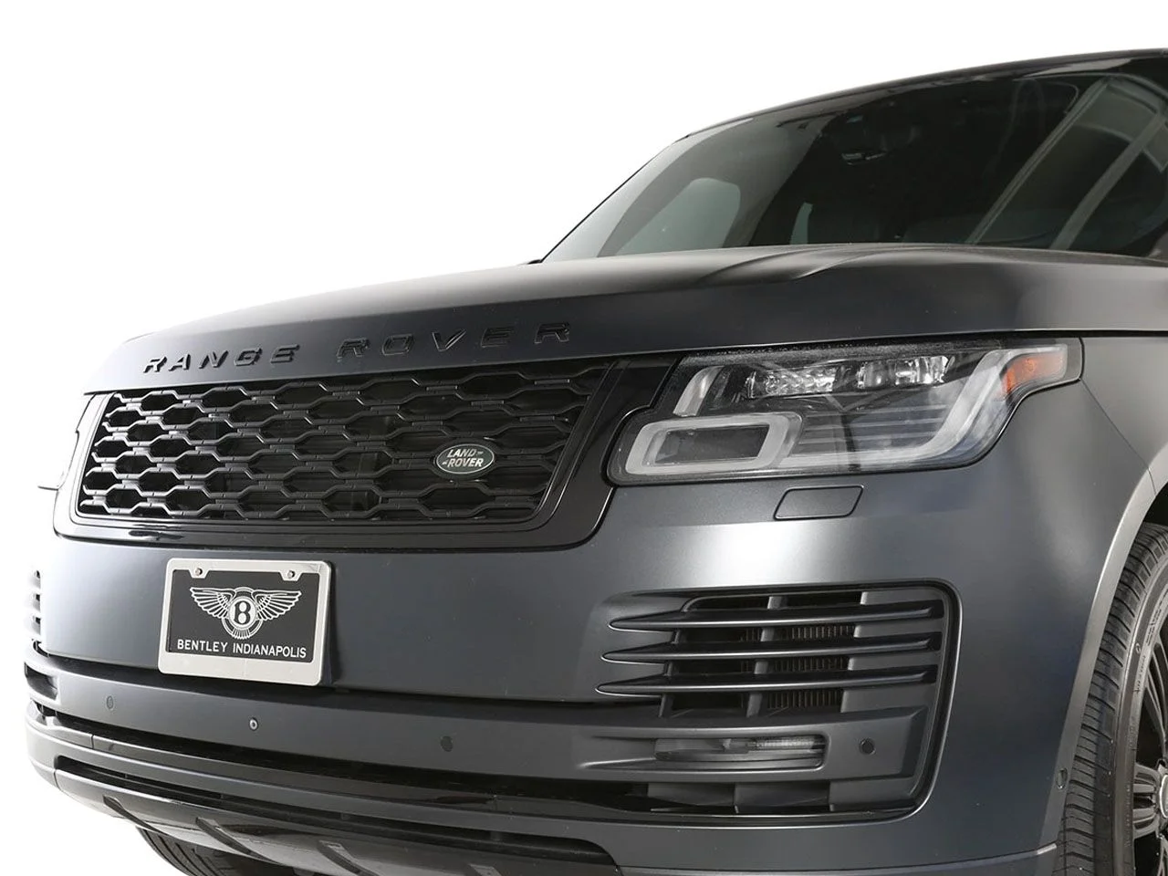 Used 2019  Land Rover 5.0L V8 Supercharged image 8