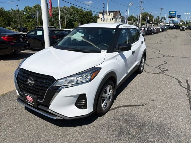 Used 2023 White Nissan S image 1