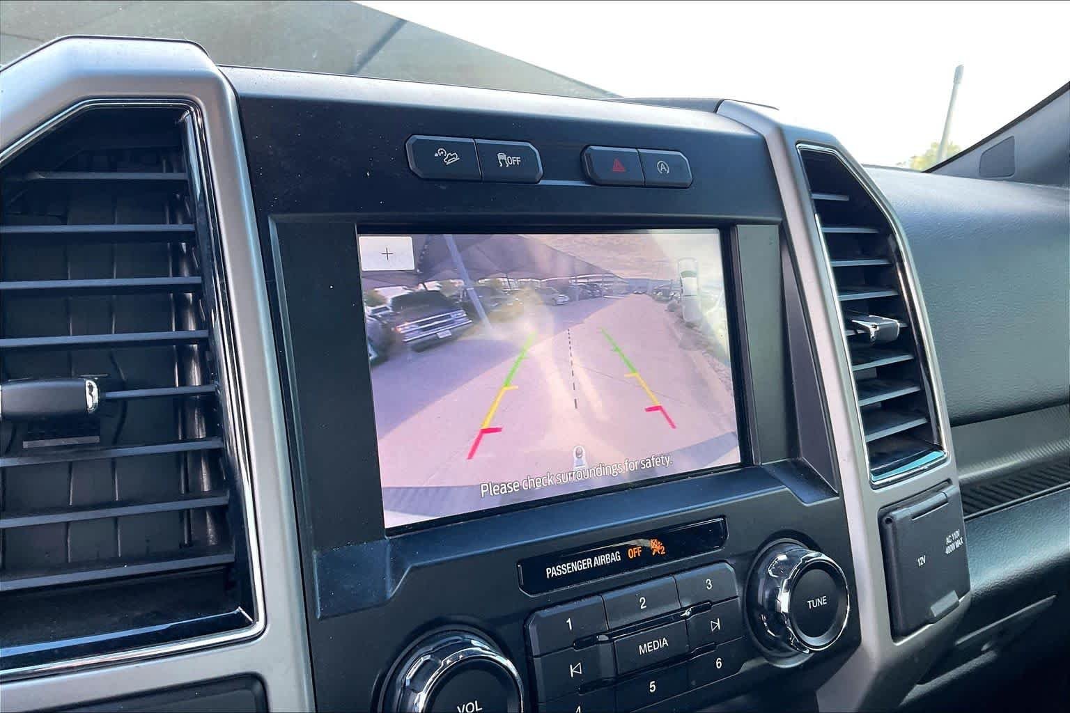Used 2019 Oxford White Ford LARIAT image 27