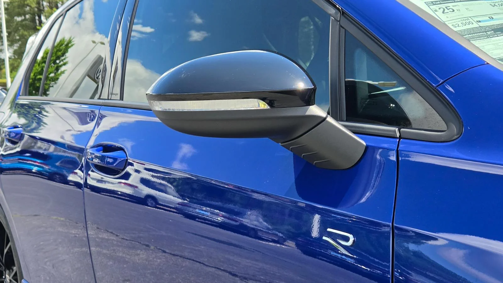 New 2026 Lapiz Blue Metallic Volkswagen  image 23