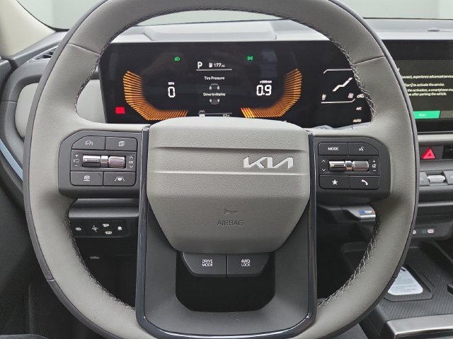 New 2027 Snow White Pearl Kia EX image 20