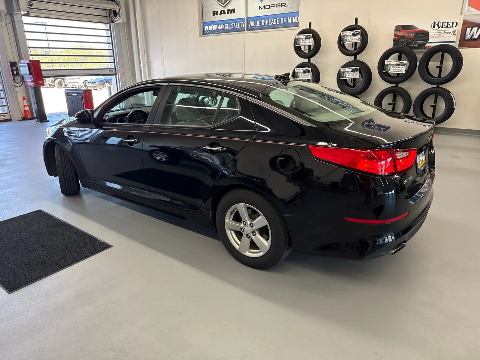 Used 2015 Ebony Black Kia LX image 6