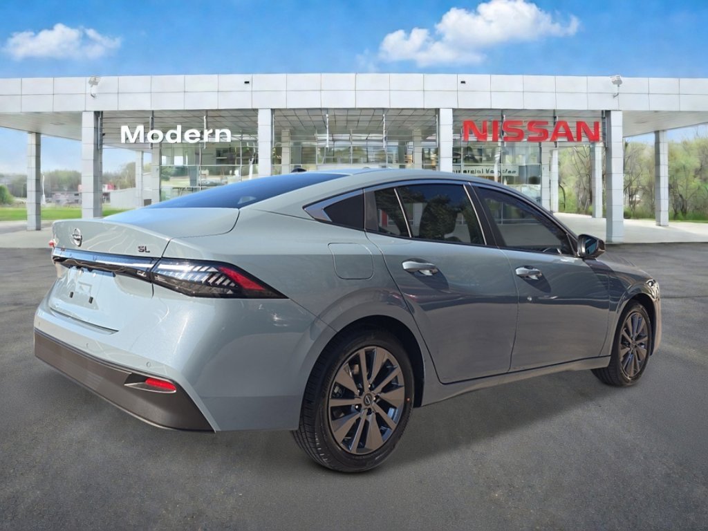 New 2026 Atlantic Gray Metallic Nissan SL image 5