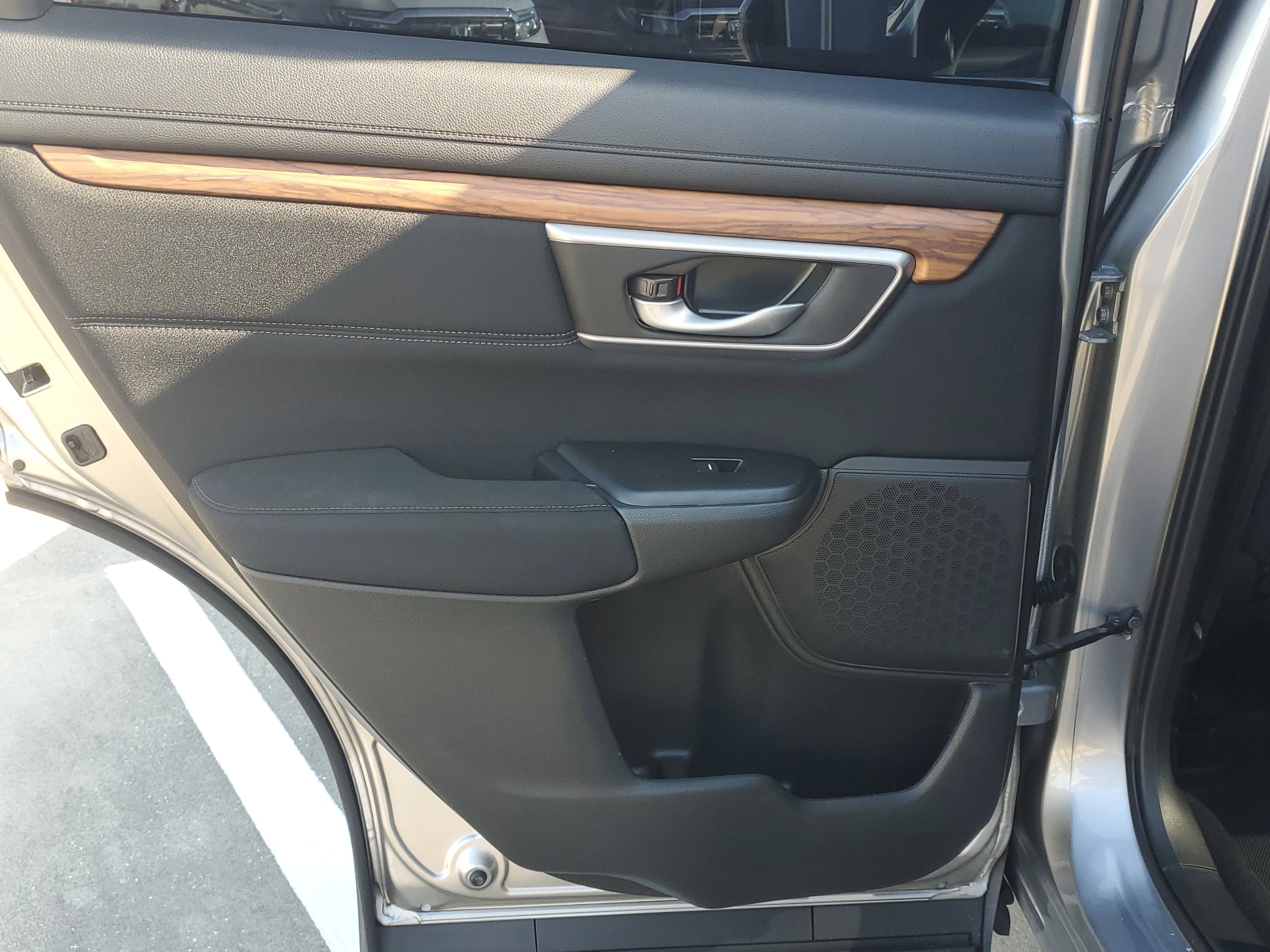 Used 2020 Silver Honda EX image 11