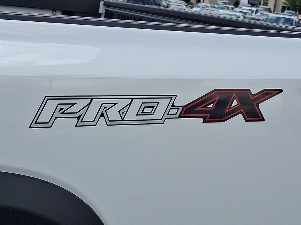 2026 Nissan Frontier — photo 19